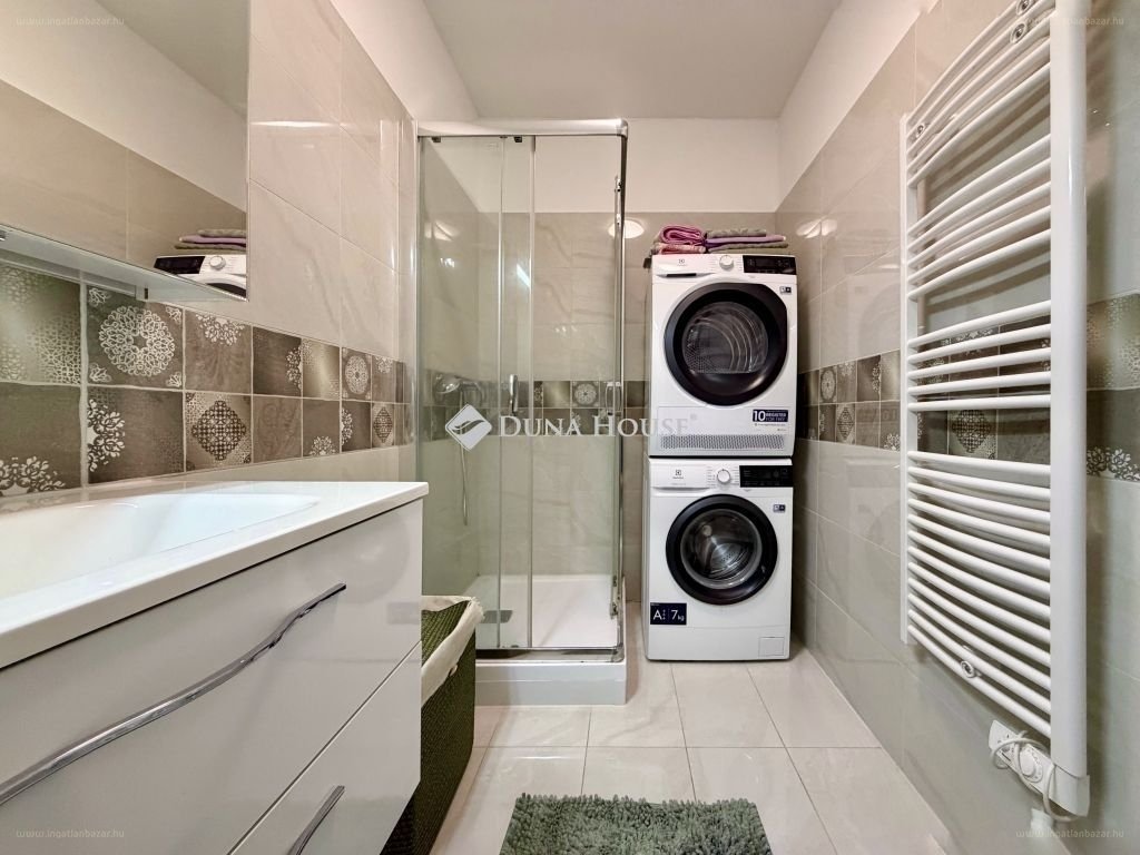 Lakás · 3 hálószoba · 74 m² · 76.990.000 Ft