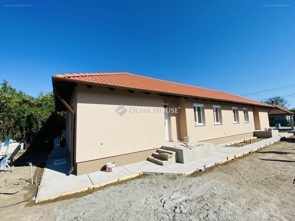 Ház · 4 hálószoba · 81 m² · 83.900.000 Ft
