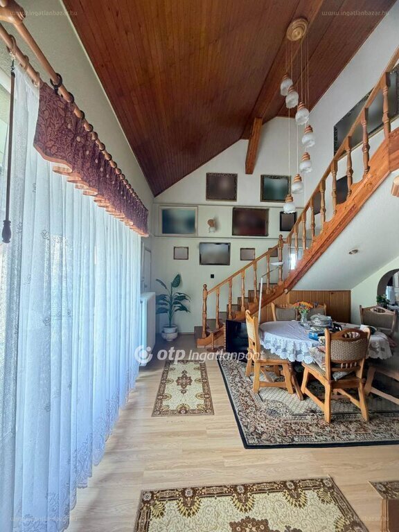 Ház · 5 hálószoba · 144 m² · 119.900.000 Ft