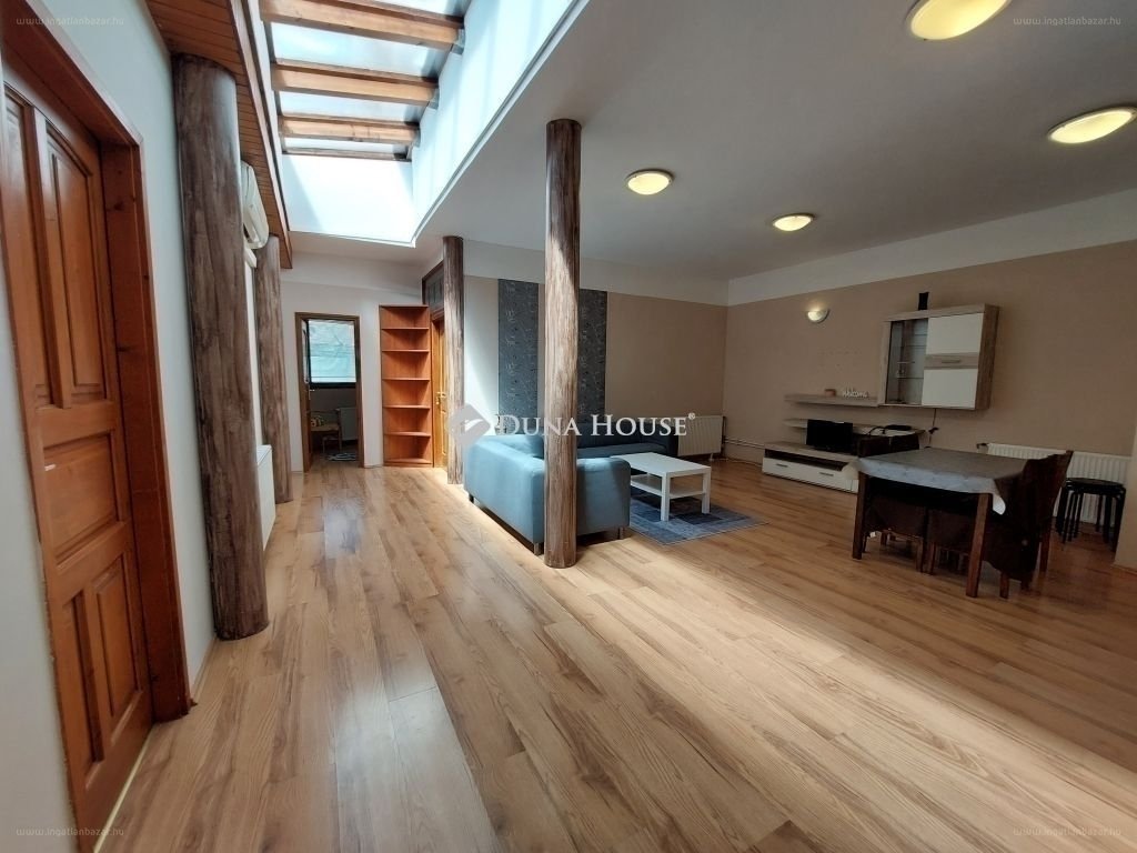 6 bed · 136m² · Lakás · 99.990.000 ft