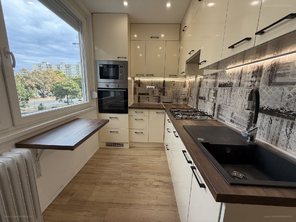 3 bed · 60m² · Lakás · 67.900.000 ft
