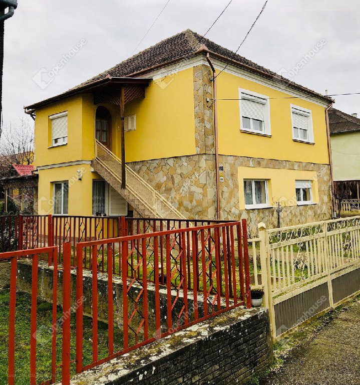 5 bed · 215m² · Ház · 55.000.000 ft