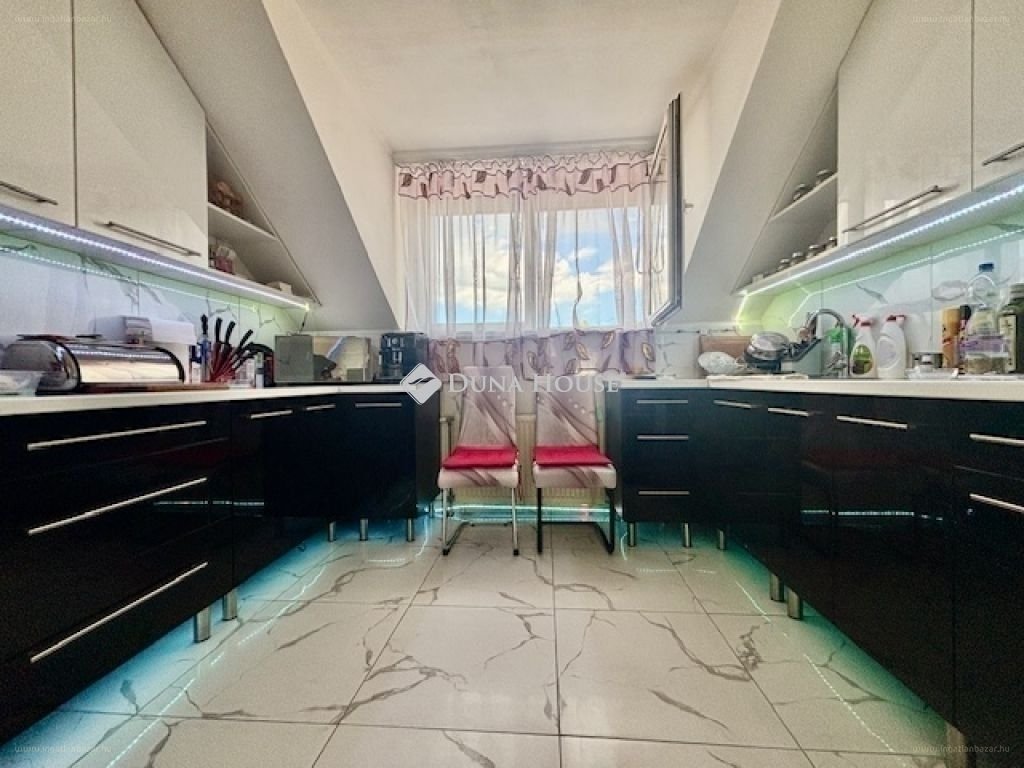 Lakás · 3 hálószoba · 74 m² · 94.900.000 Ft