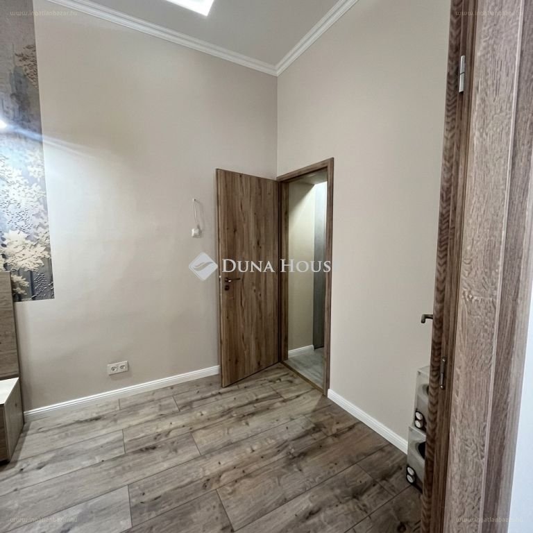 Lakás · 3 hálószoba · 68 m² · 98.000.000 Ft