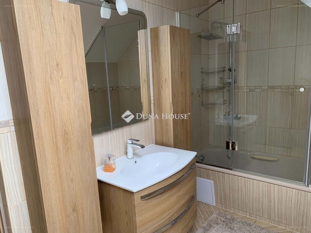 Ház · 7 hálószoba · 173 m² · 126.000.000 Ft