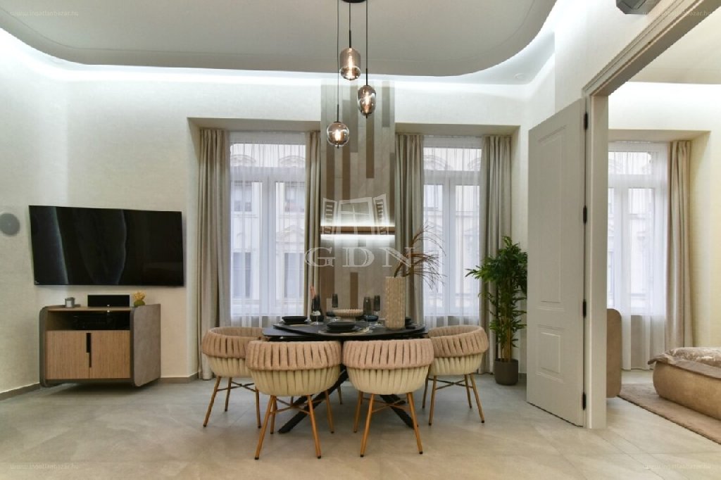 Lakás · 4 hálószoba · 103 m² · 285.000.000 Ft