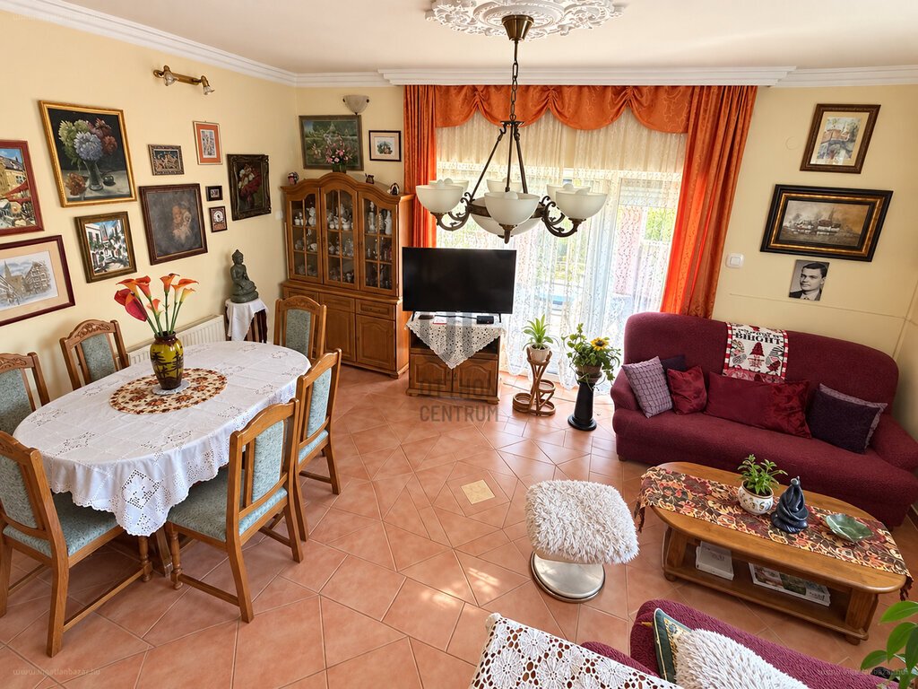 Ház · 5 hálószoba · 127 m² · 119.800.000 Ft