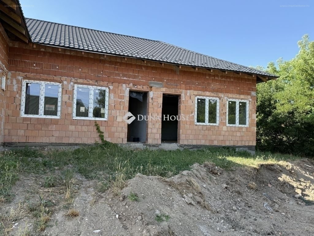 2 bed · 200m² · Családi ház · 75.000.000 ft
