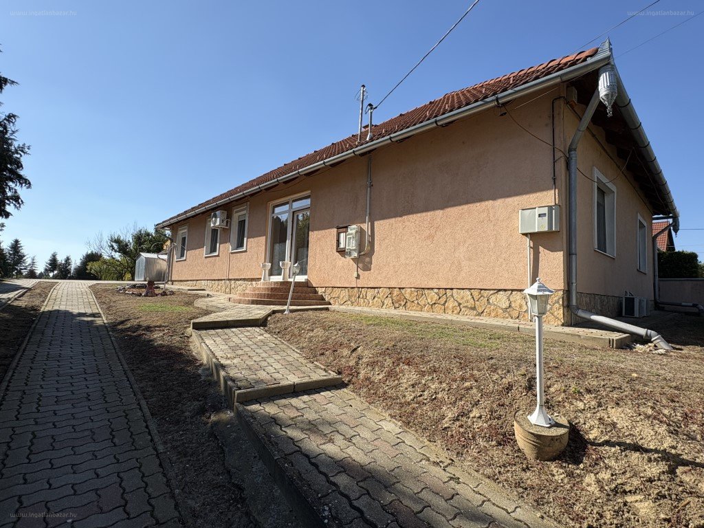 Ház · 4 hálószoba · 150 m² · 78.000.000 Ft