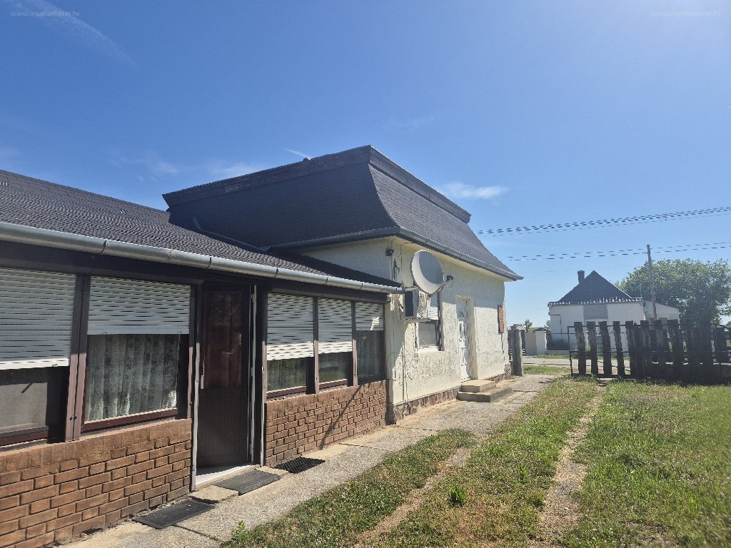 2 bed · 104m² · Családi ház · 38.500.000 ft