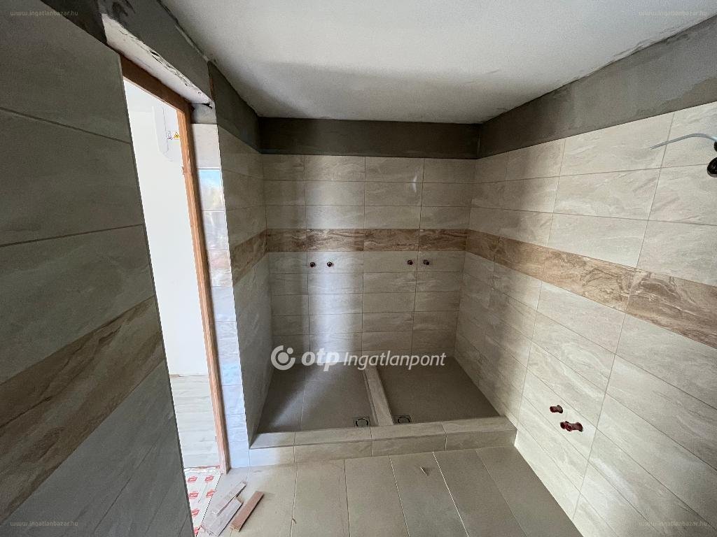 6 bed · 200m² · Családi ház · 95.000.000 ft