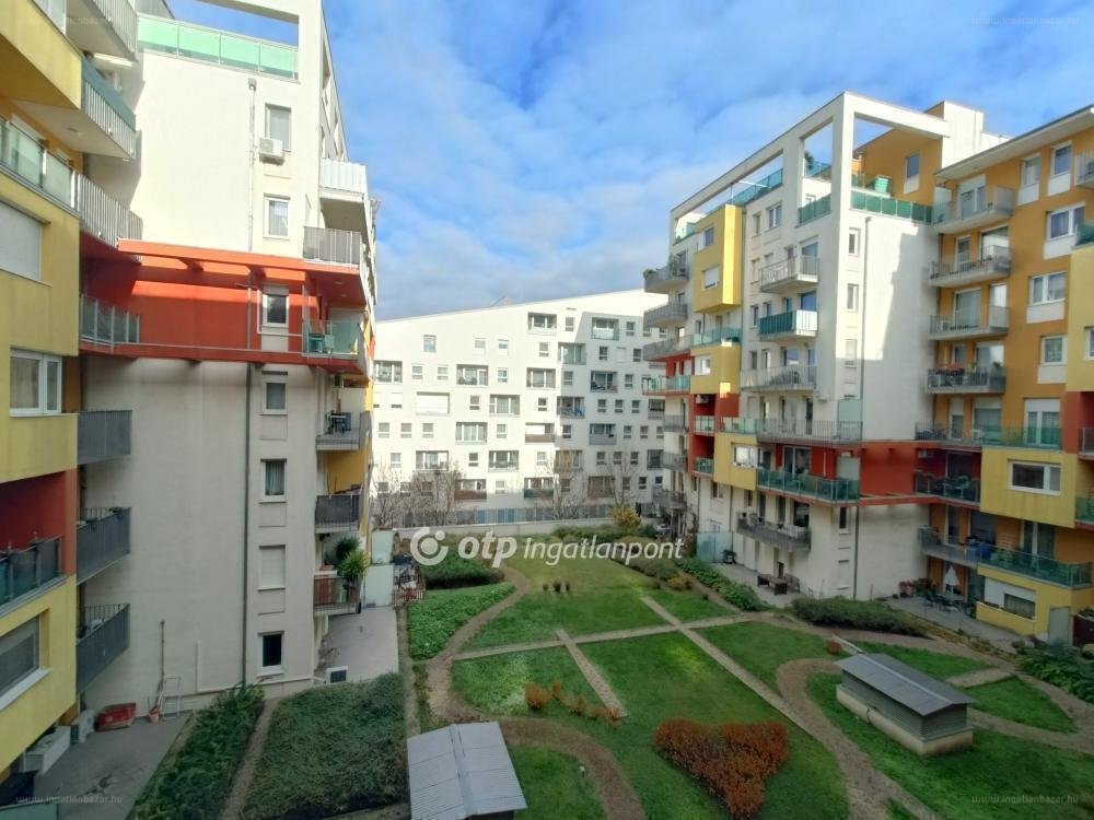 3 bed · 69m² · Lakás · 107.200.000 ft