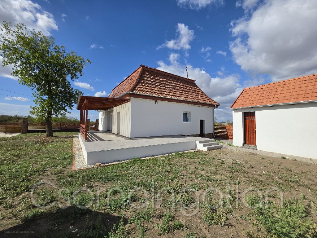 Ház · 3 hálószoba · 110 m² · 64.900.000 Ft