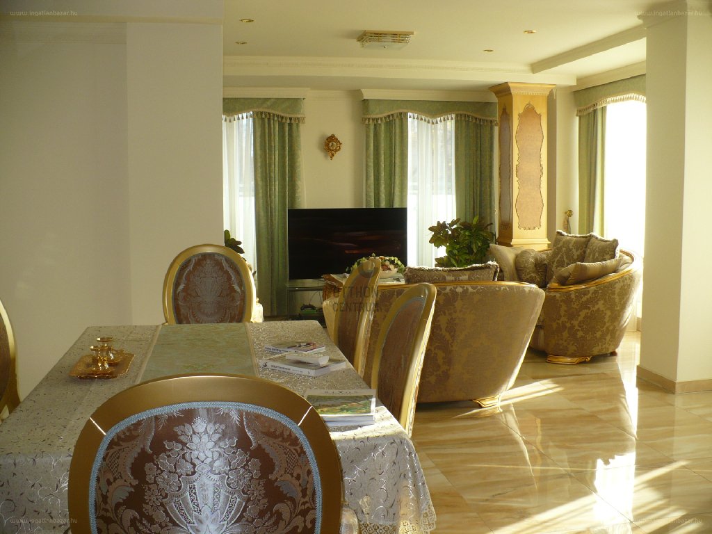 3 bed · 130m² · Lakás · 260.000.000 ft