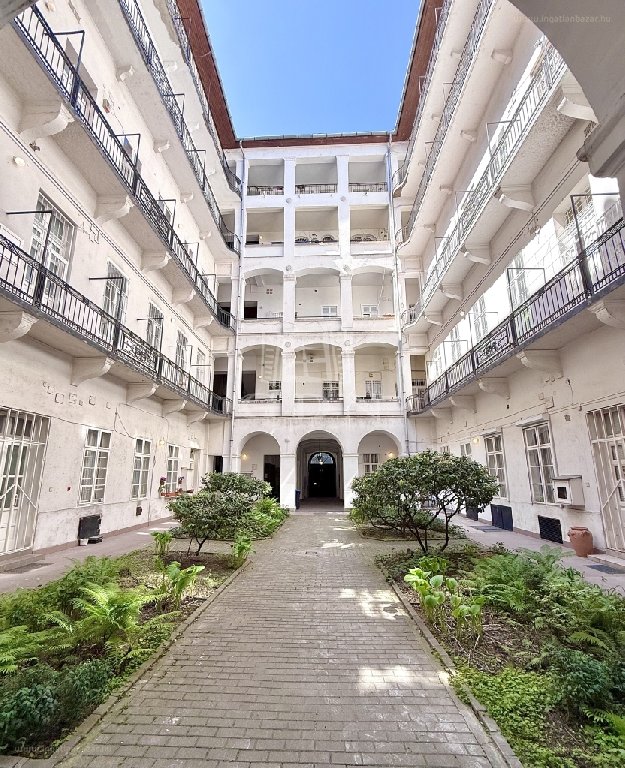 Lakás · 2 hálószoba · 83 m² · 159.900.000 Ft