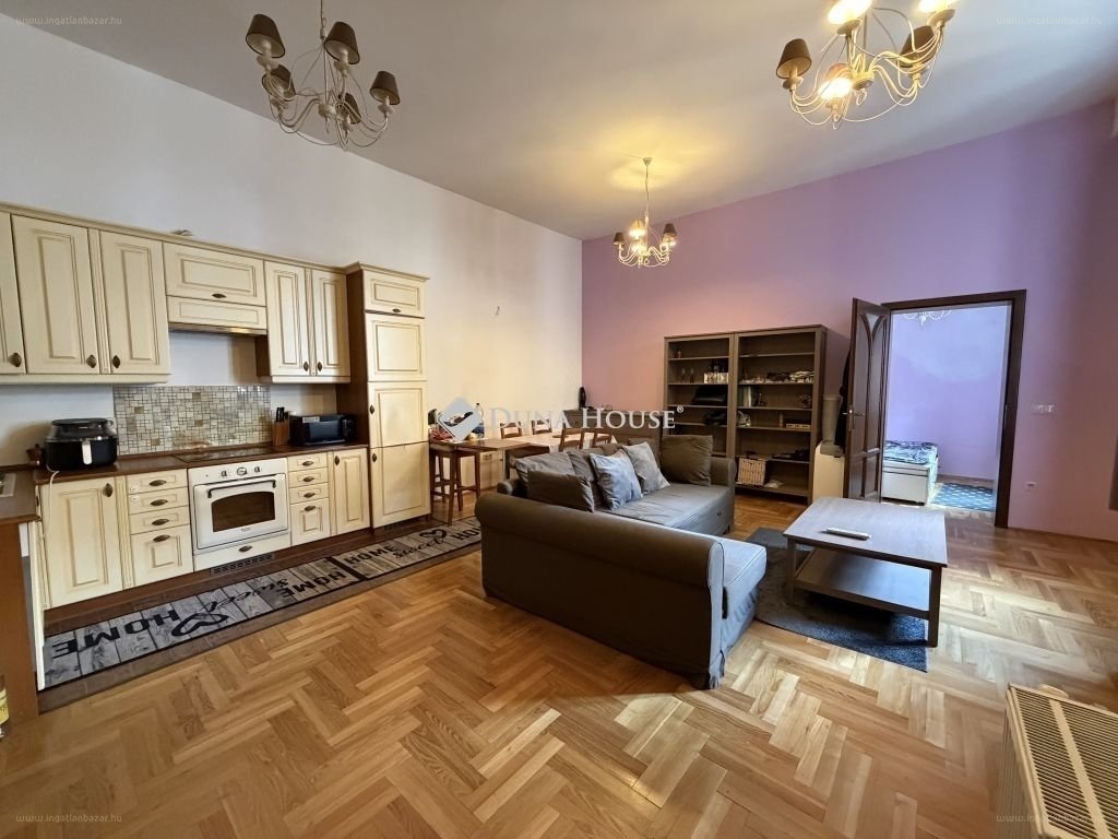 3 bed · 57m² · Lakás · 130.837.550 ft