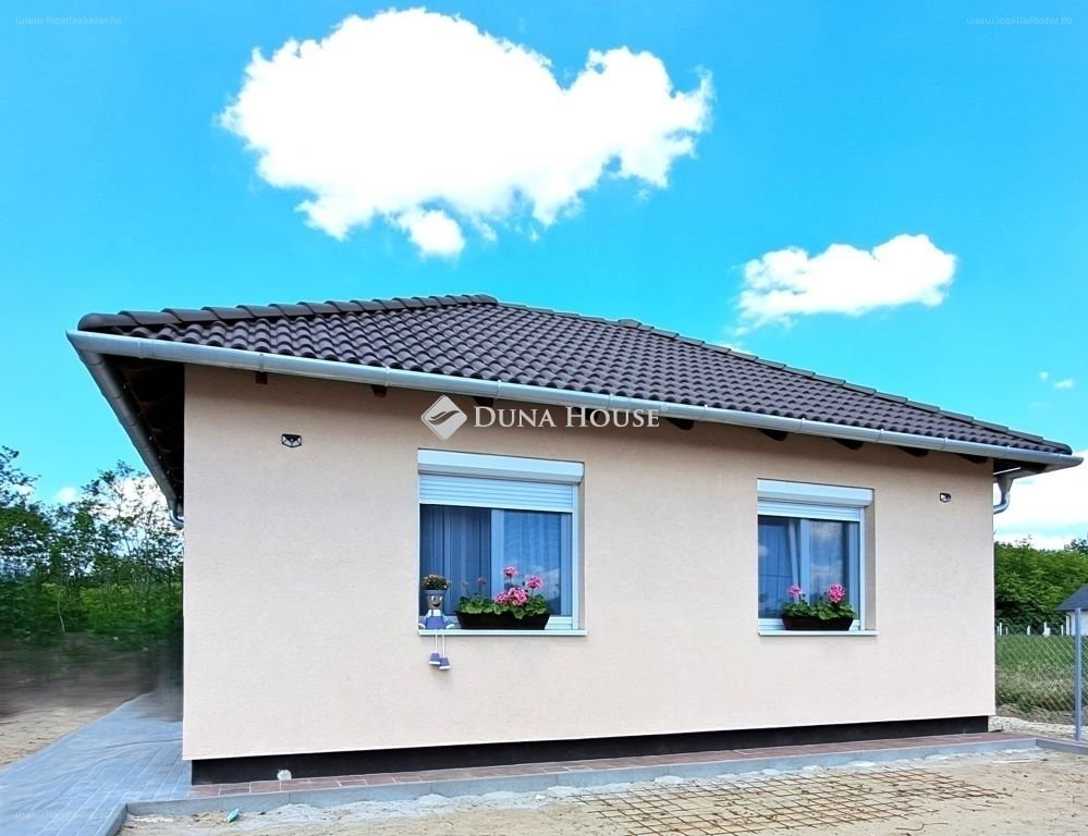 Ház · 4 hálószoba · 103 m² · 93.900.000 Ft