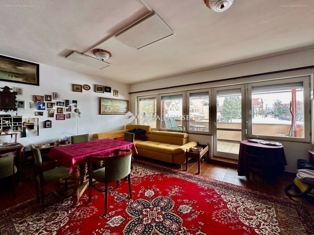 5 bed · 121m² · Lakás · 89.000.000 ft