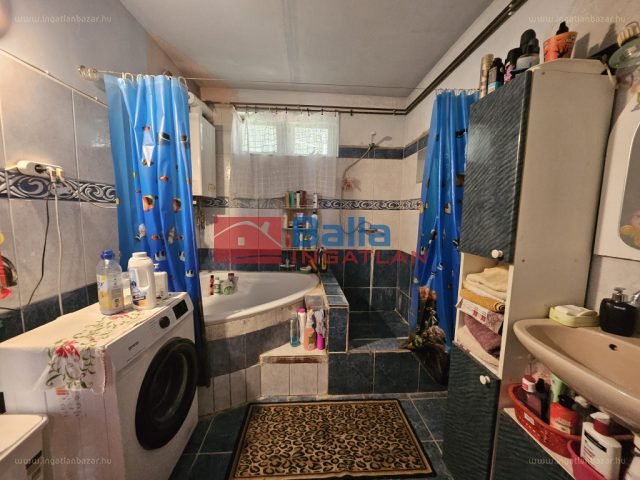 4 bed · 230m² · Családi ház · 75.000.000 ft