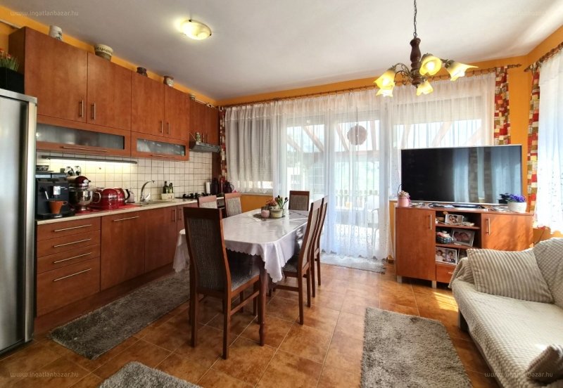 Ház · 4 hálószoba · 95 m² · 106.900.000 Ft