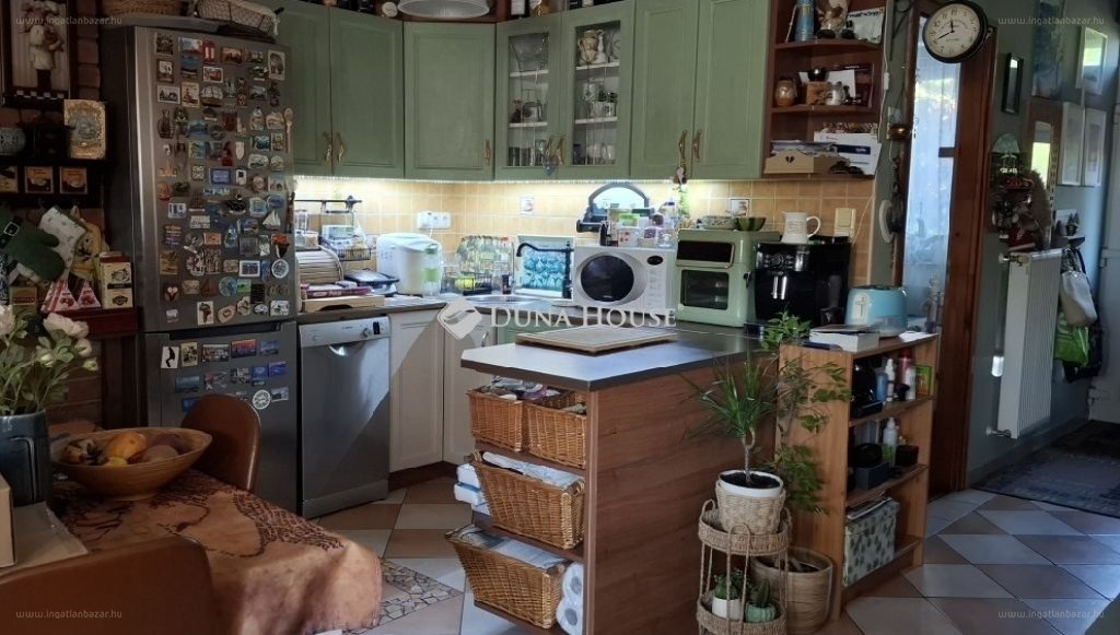 Lakás · 4 hálószoba · 71 m² · 79.900.000 Ft