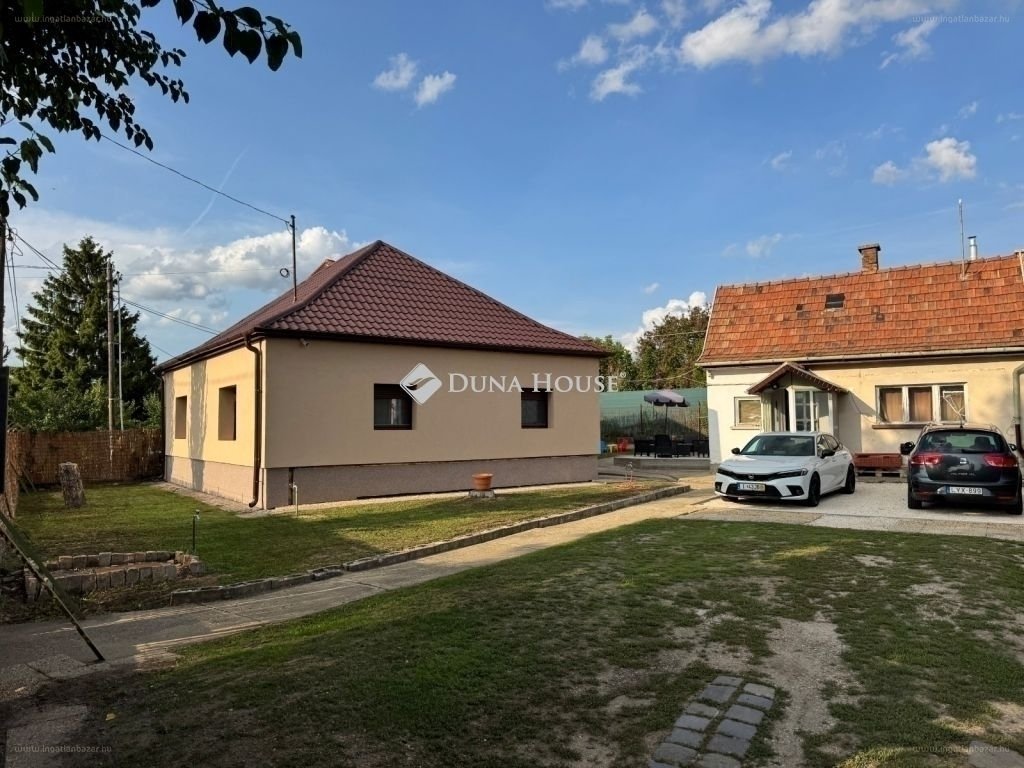 3 bed · 114m² · Családi ház · 175.900.000 ft