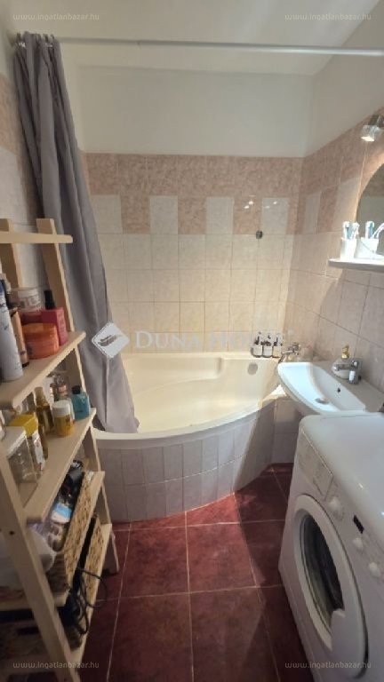 Lakás · 3 hálószoba · 65 m² · 74.900.000 Ft