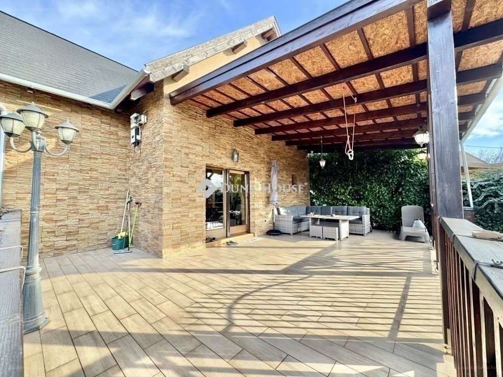 4 bed · 100m² · Családi ház · 156.900.000 ft