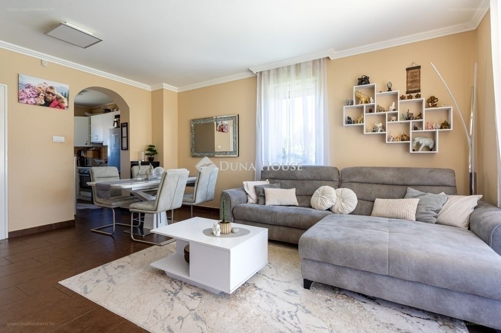 4 bed · 84m² · Családi ház · 119.900.000 ft
