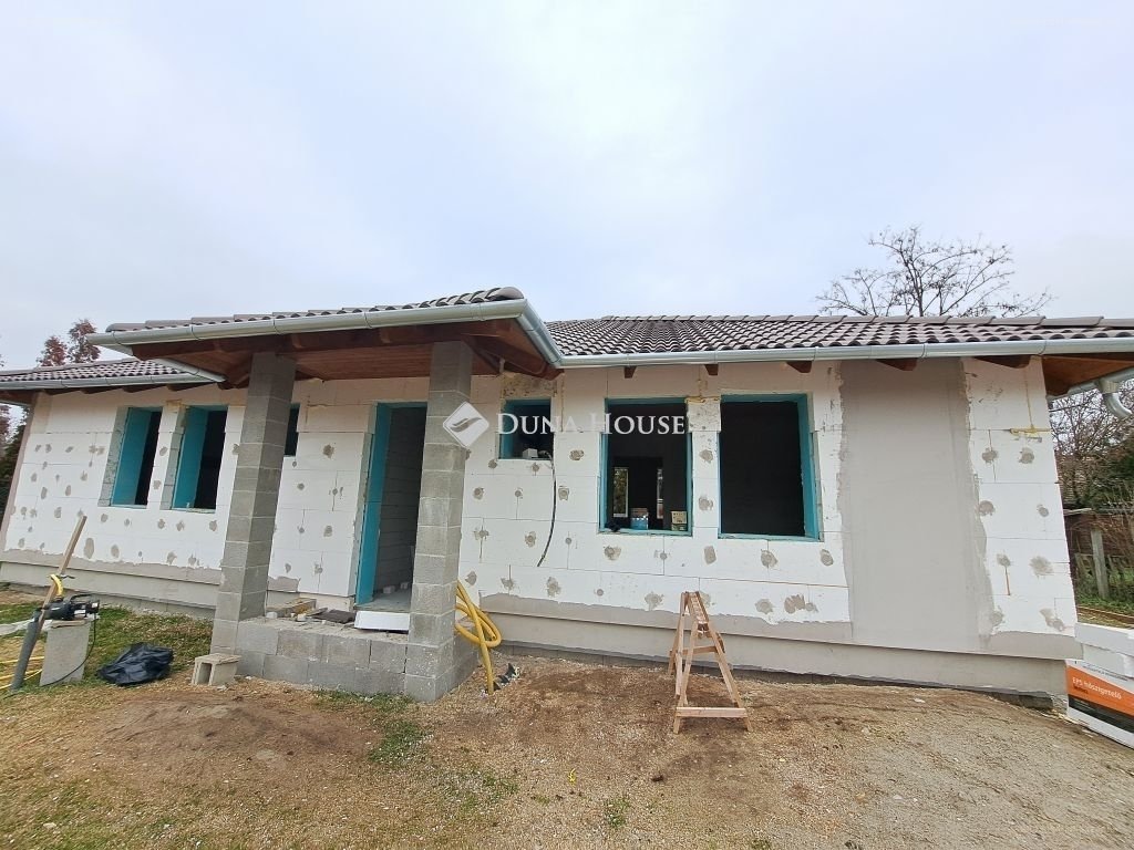 Ház · 4 hálószoba · 99 m² · 84.900.000 Ft