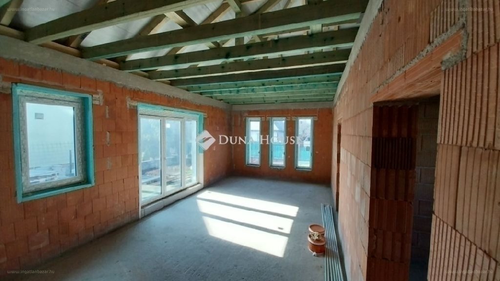 5 bed · 106m² · Ház · 119.900.000 ft