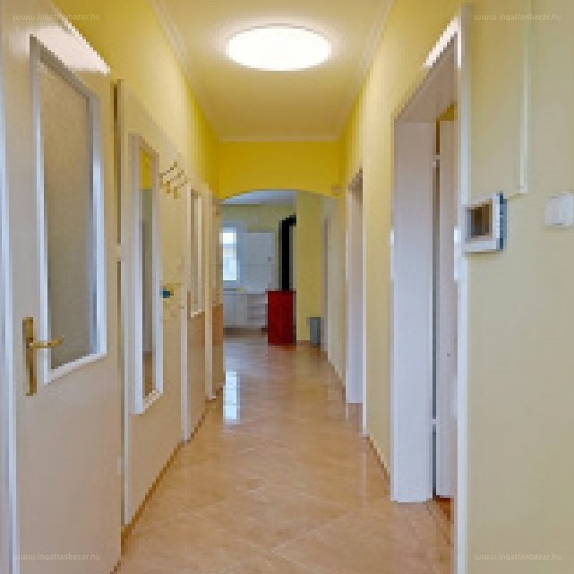 Ház · 6 hálószoba · 250 m² · 210.000.000 Ft
