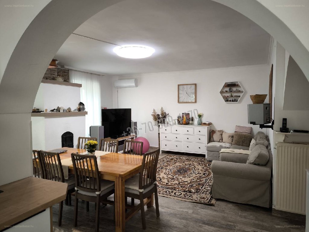 5 bed · 200m² · Ház · 139.900.000 ft