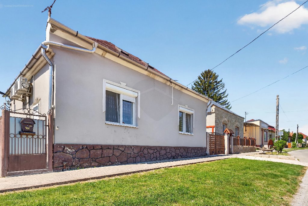3 bed · 126m² · Ház · 59.000.000 ft