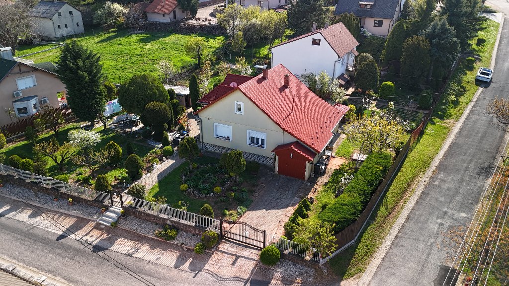 2 bed · 80m² · Családi ház · 124.900.000 ft