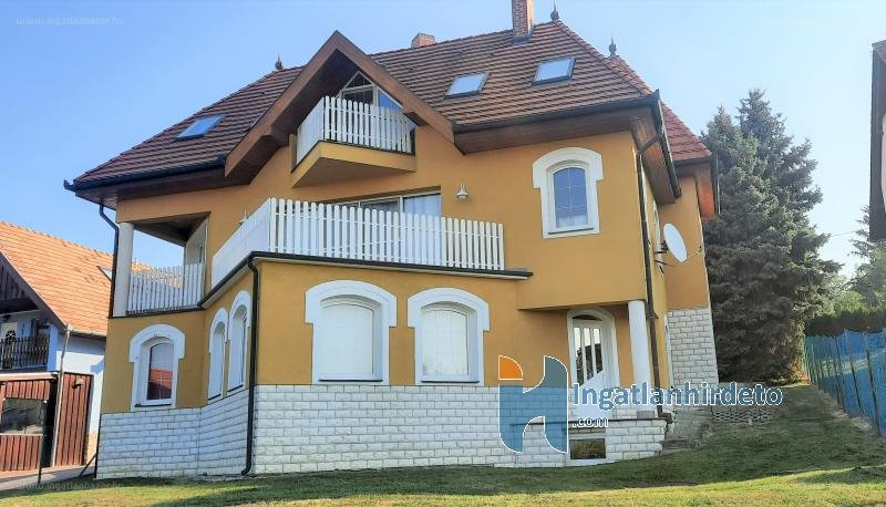 6 bed · 210m² · Családi ház · 113.000.000 ft