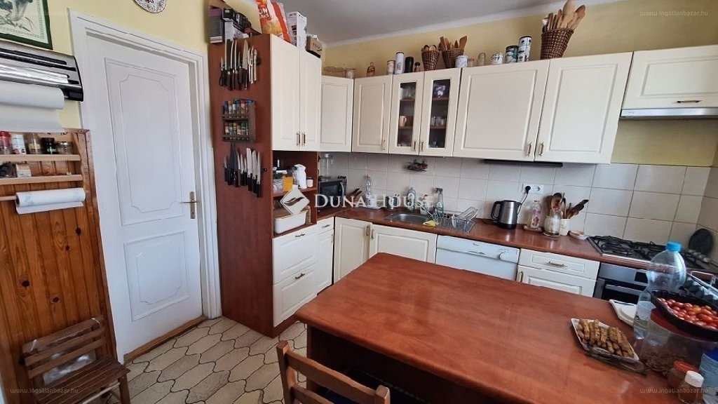 6 bed · 220m² · Családi ház · 125.000.000 ft
