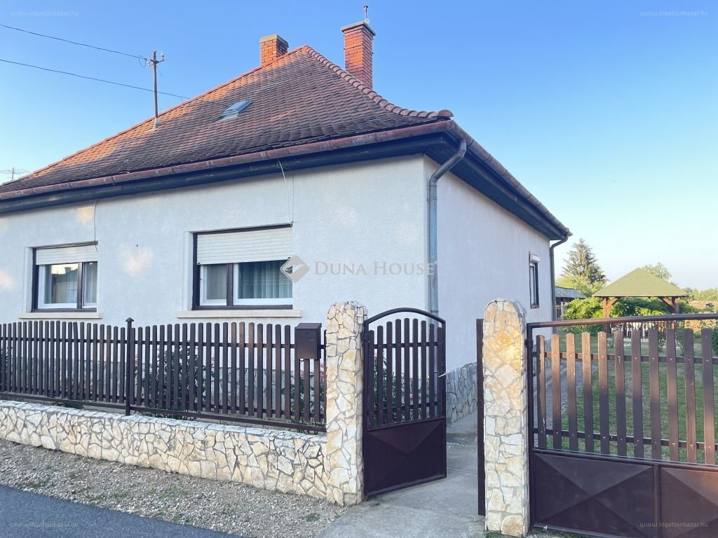 3 bed · 95m² · Családi ház · 35.000.000 ft