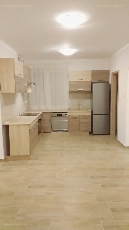 Lakás · 3 hálószoba · 75 m² · 69.900.000 Ft