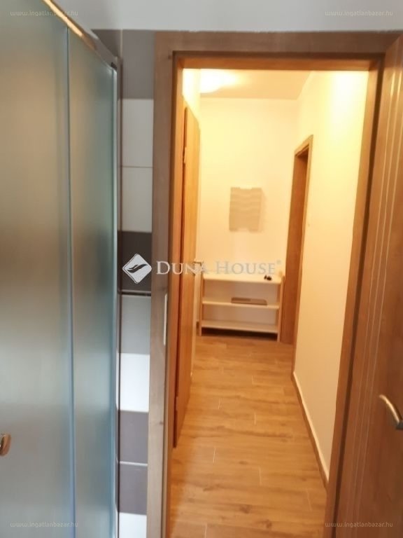 Lakás · 3 hálószoba · 67 m² · 75.000.000 Ft