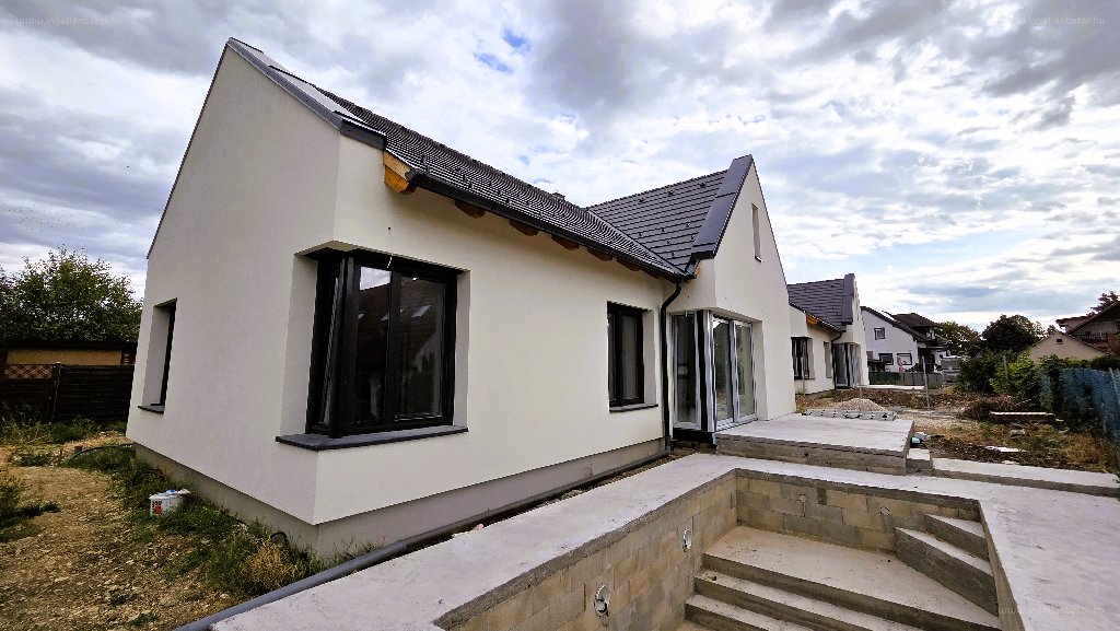 4 bed · 122m² · Családi ház · 159.000.000 ft