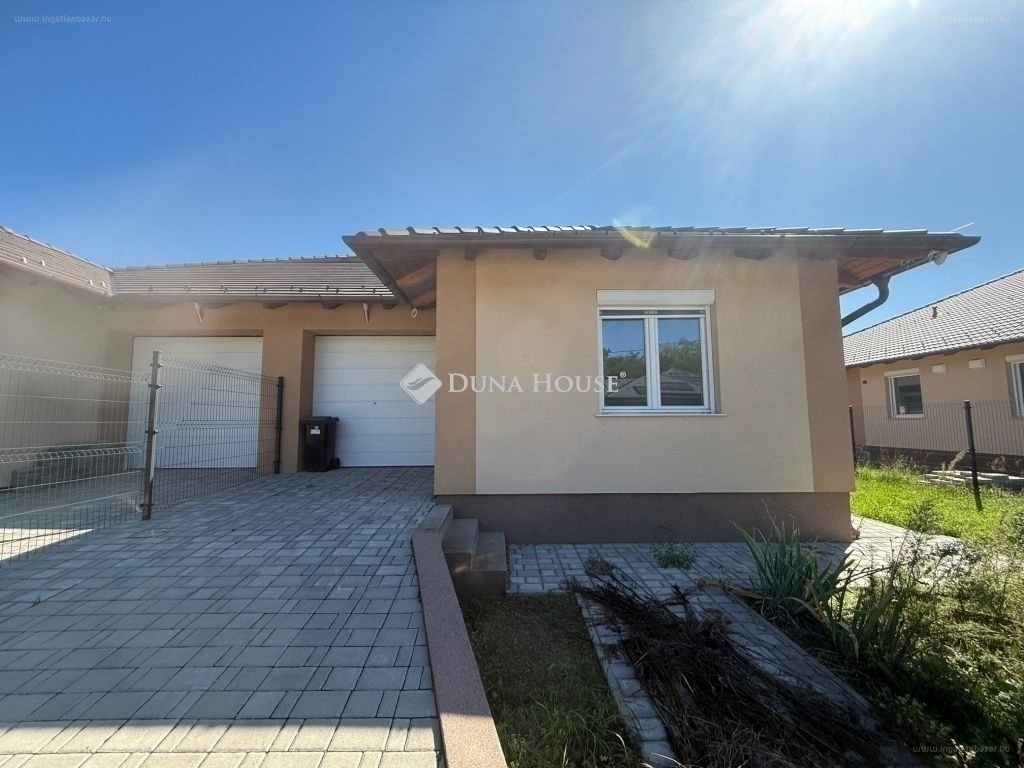 4 bed · 118m² · Ház · 129.900.000 ft