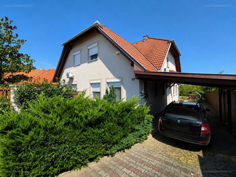 4 bed · 95m² · Családi ház · 106.900.000 ft