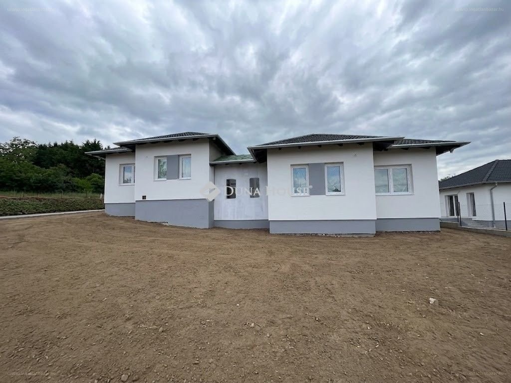 4 bed · 80m² · Családi ház · 98.500.000 ft