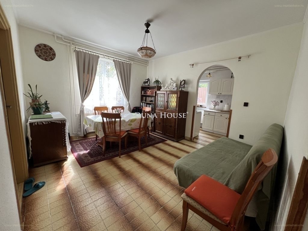 4 bed · 160m² · Ház · 124.900.000 ft