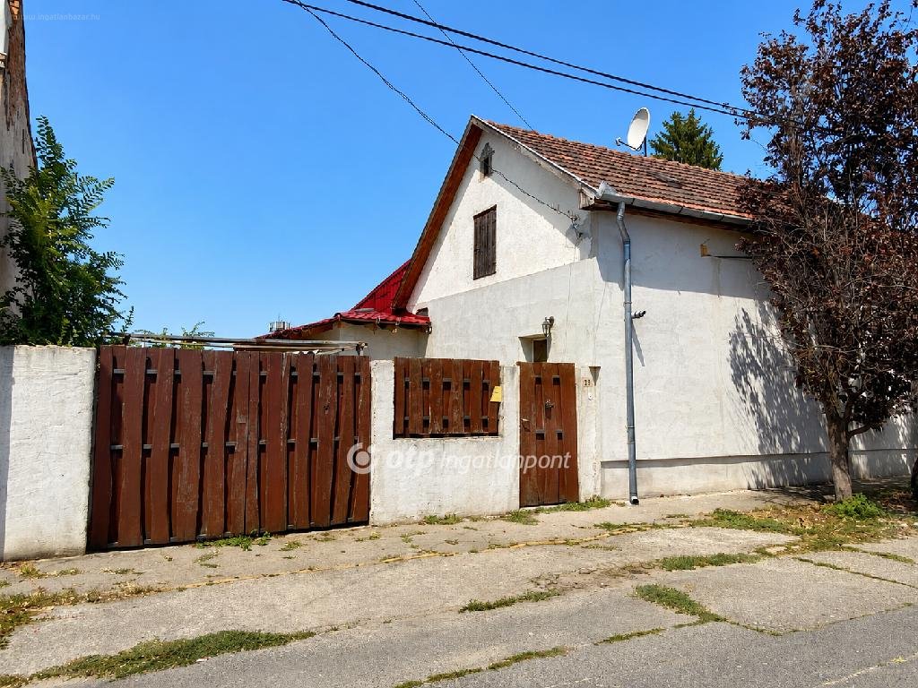4 bed · 111m² · Családi ház · 119.900.000 ft