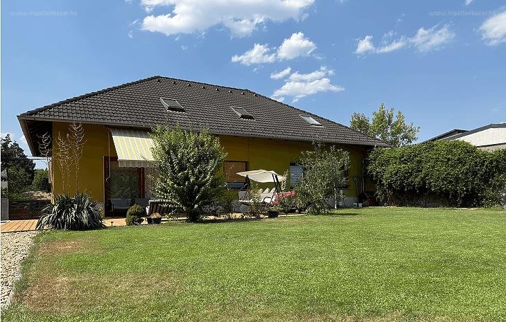 3 bed · 170m² · Családi ház · 182.000.000 ft