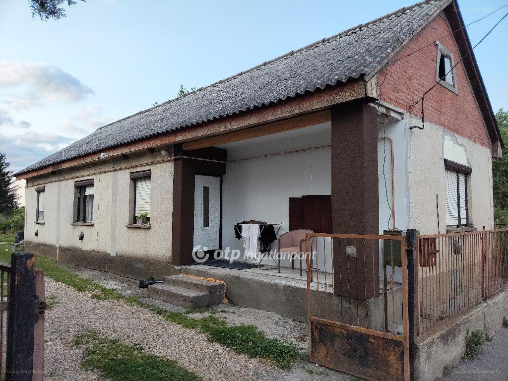 Családi ház · 3 hálószoba · 95 m² · 16.500.000 Ft