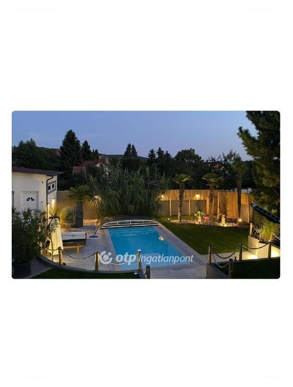 7 bed · 454m² · Családi ház · 297.000.000 ft