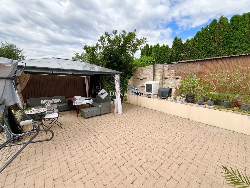 Ház · 4 hálószoba · 191 m² · 119.900.000 Ft